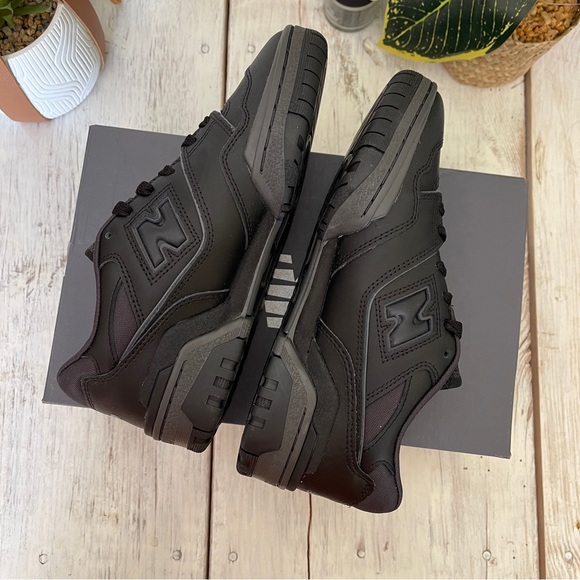New Balance 550 Black - Picture 6 of 10